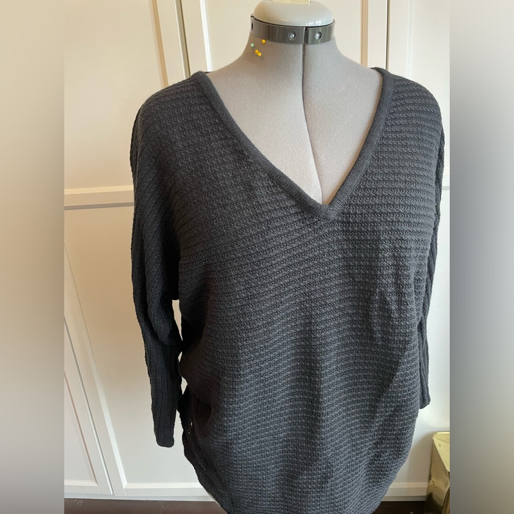 Black sweater NTW mid length sleeves. NY&Co